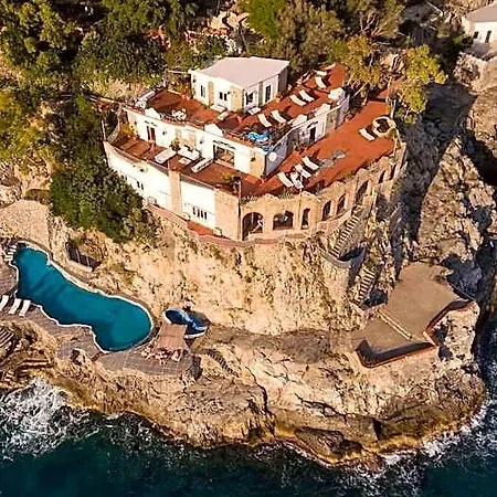 Alba - Coast Hotel